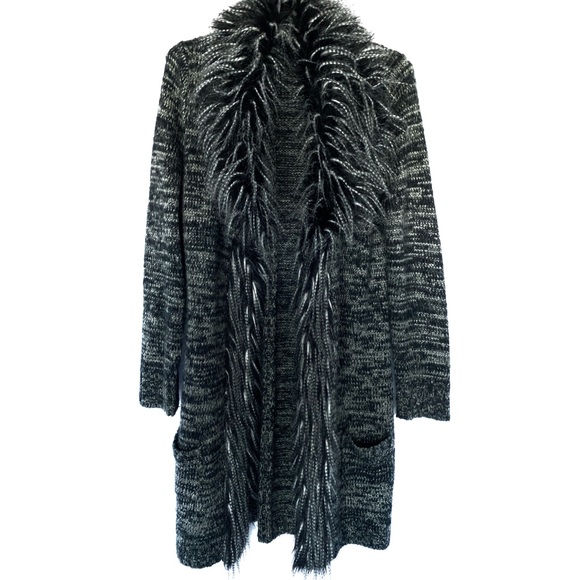 BCBGMaxAzria Sweaters - BCBG MAXAZARIA Long Cardigan Sweater